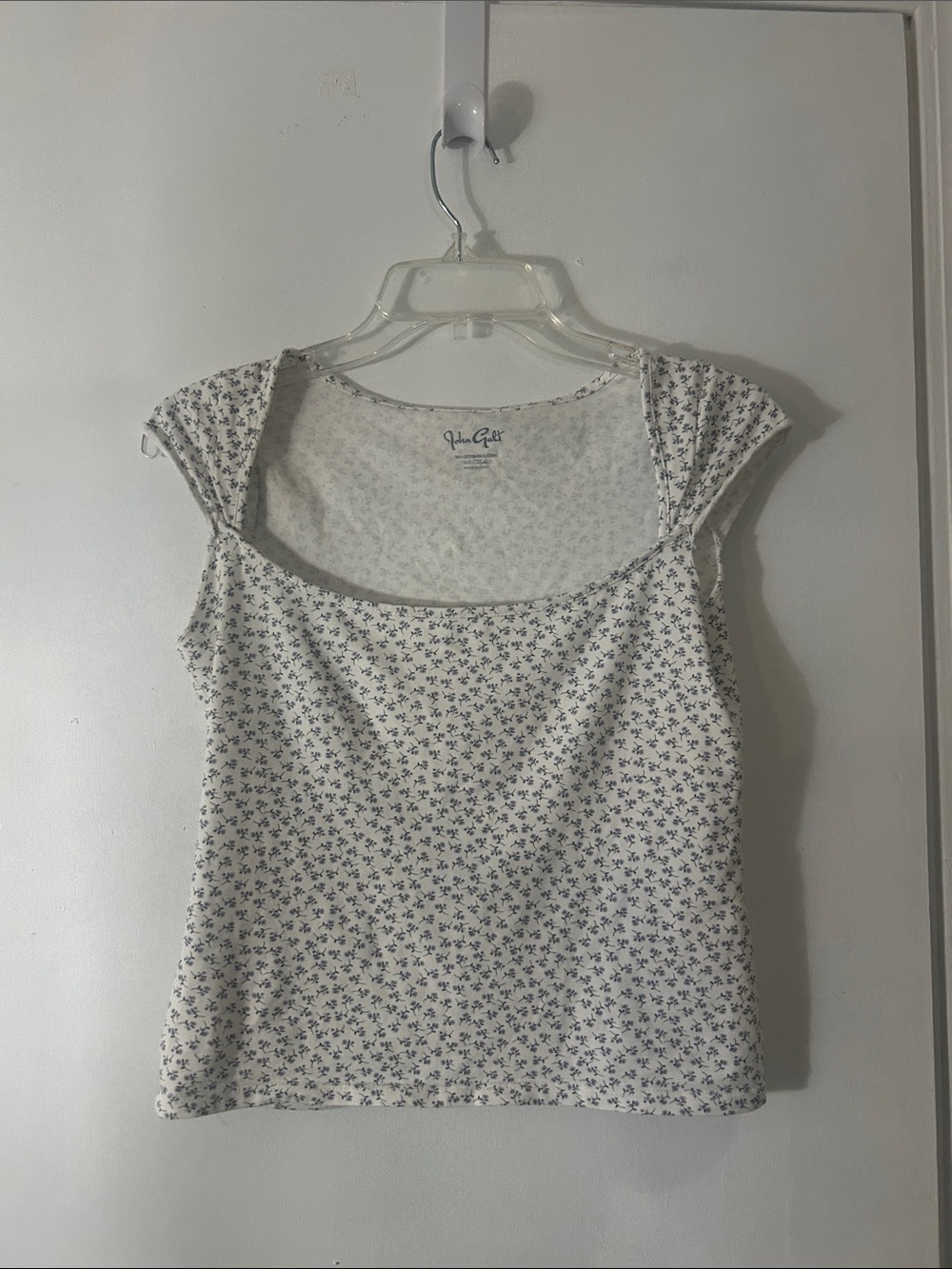 Brandy Melville White Cropped Square-Neck Top with Blue Floral Print